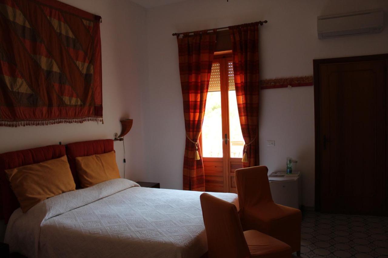 Villa Pedaci B&B Santa Maria di Leuca Екстериор снимка